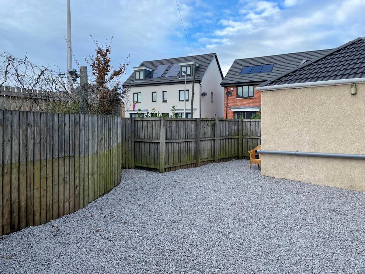 Glasgow Airport Apartments Paisley Exterior photo